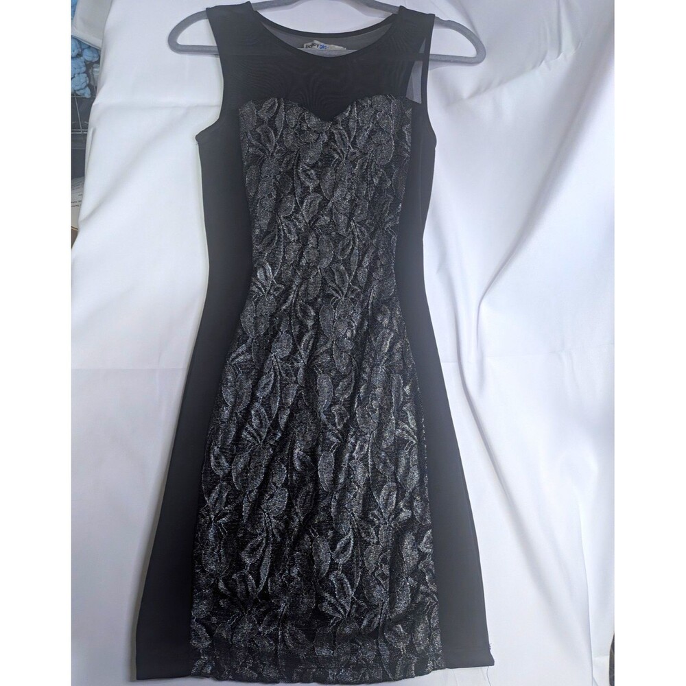 Bailey Girl Women's S Black Gray Floral Lace Mesh Overlay Sheath Knee Dress